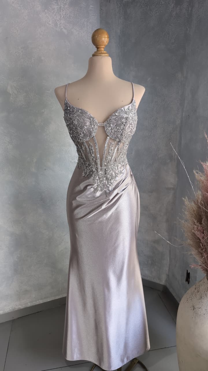 Ladivine CC2401